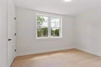 60 Neillian Street, Bedford, MA 01730 - Photo 26