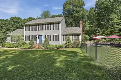 115 Hunter Road, Uxbridge, MA 01569 - Photo 2