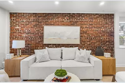 149 Derby St #C, Salem, MA 01970 - Photo 2