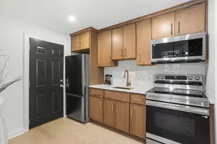 149 Derby St, Salem, MA 01970 - Photo 10