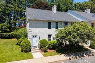 19 Mansion Woods Dr, Agawam, MA 01001 - Photo 1