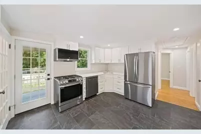 88 Saning Road, Weymouth, MA 02191 - Photo 10