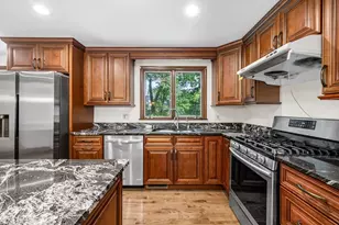 52 Wellesley Dr, Longmeadow, MA 01106 - Photo 12