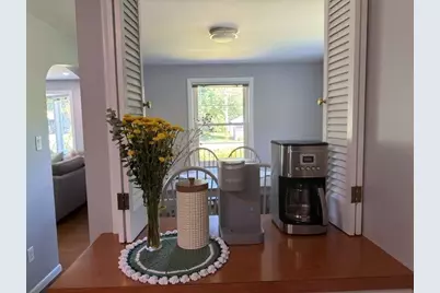 91 Pleasant St, Northborough, MA 01532 - Photo 14