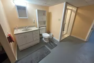91 Pleasant St, Northborough, MA 01532 - Photo 28