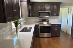 91 Pleasant St, Northborough, MA 01532 - Photo 12