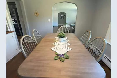91 Pleasant St, Northborough, MA 01532 - Photo 16