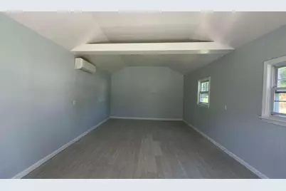 91 Pleasant St, Northborough, MA 01532 - Photo 24
