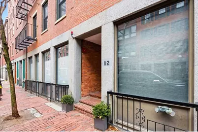112 Fulton Street #1C, Boston, MA 02109 - Photo 2