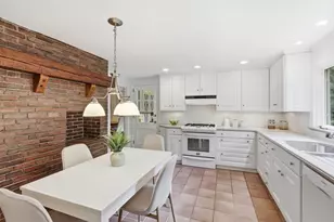 203 E Riding Dr, Carlisle, MA 01741 - Photo 4