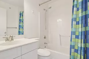 72 Ashland St, Malden, MA 02148 - Photo 10