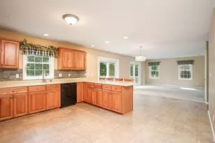 58 San Souci Dr, South Hadley, MA 01075 - Photo 12