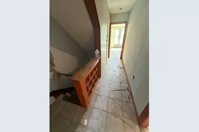 27 Daniels Ave, Pittsfield, MA 01201 - Photo 12