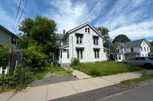 27 Daniels Ave, Pittsfield, MA 01201 - Photo 2