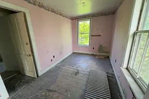 27 Daniels Ave, Pittsfield, MA 01201 - Photo 18