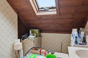 71 Worthington St, Chicopee, MA 01020 - Photo 20