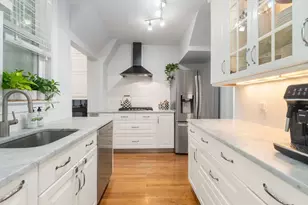95 Langley Rd, Newton, MA 02459 - Photo 6