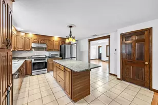 169 Country Rd, Agawam, MA 01001 - Photo 12