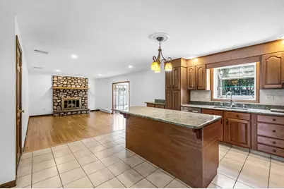 169 Country Rd, Agawam, MA 01001 - Photo 14