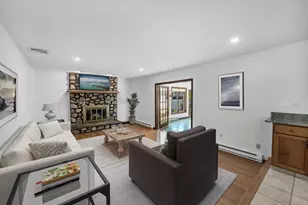 169 Country Rd, Agawam, MA 01001 - Photo 16