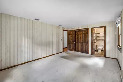 169 Country Rd, Agawam, MA 01001 - Photo 24