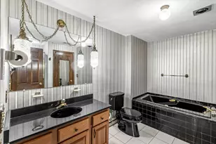 169 Country Rd, Agawam, MA 01001 - Photo 30