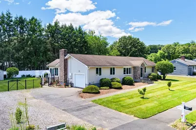 169 Country Rd, Agawam, MA 01001 - Photo 2