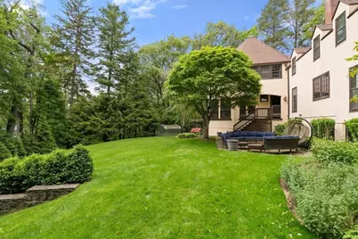 85 Gate House Road, Newton, MA 02467 - Photo 12