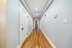 180 Jackson St, Lawrence, MA 01841 - Photo 10