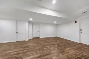 180 Jackson St, Lawrence, MA 01841 - Photo 4