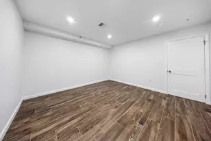 180 Jackson St, Lawrence, MA 01841 - Photo 6