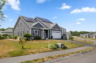59 Tea Party Dr, Uxbridge, MA 01569 - Photo 1