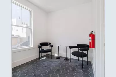 30 Condor St #4, Boston, MA 02128 - Photo 32