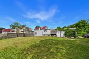 7 Wayne St, Fairhaven, MA 02719 - Photo 24