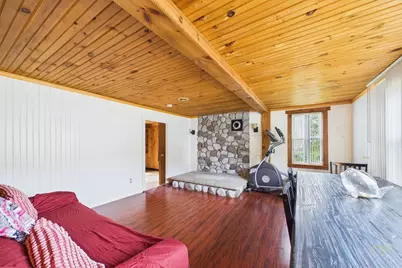 7 Wayne St, Fairhaven, MA 02719 - Photo 6