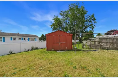 7 Wayne St, Fairhaven, MA 02719 - Photo 26