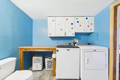 7 Wayne St, Fairhaven, MA 02719 - Photo 22