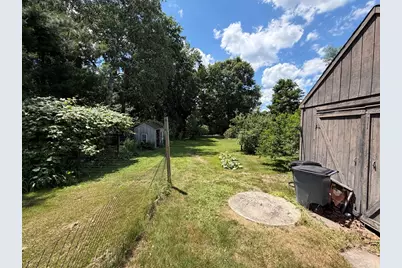 387 S Main St, Hopedale, MA 01747 - Photo 6