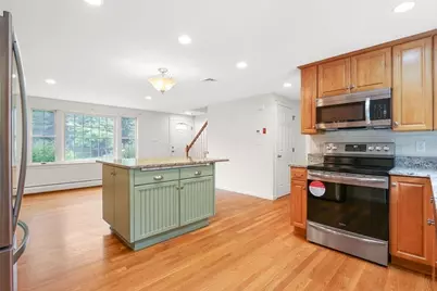 4 Ivy Circle #4, Norwood, MA 02062 - Photo 6