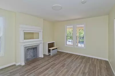 205 St James Ave, Springfield, MA 01109 - Photo 6