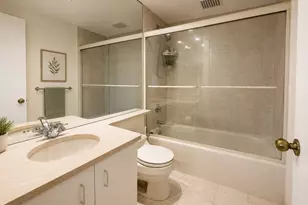 10 Rogers St, Cambridge, MA 02142 - Photo 10