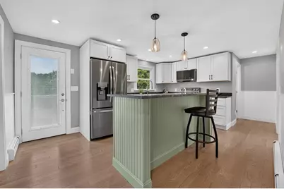 128 Providence Rd, Grafton, MA 01519 - Photo 2