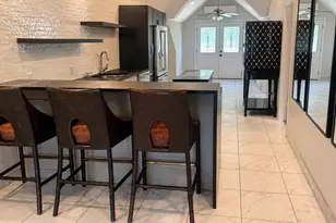 349 Beacon St, Lowell, MA 01850 - Photo 10