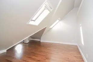 349 Beacon St, Lowell, MA 01850 - Photo 18