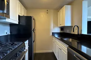 42 8th St, Boston, MA 02129 - Photo 12