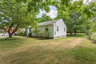 300 S St E, Raynham, MA 02767 - Photo 36
