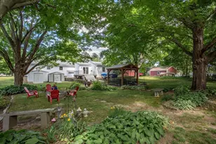 300 S St E, Raynham, MA 02767 - Photo 34