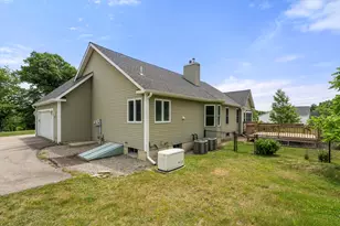 893 Cronin Rd, Warren, MA 01083 - Photo 32