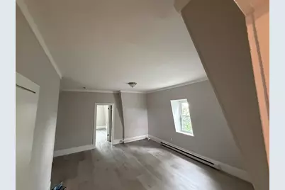 37 Oak Ave, Worcester, MA 01605 - Photo 6