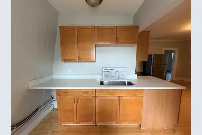37 Oak Ave, Worcester, MA 01605 - Photo 2